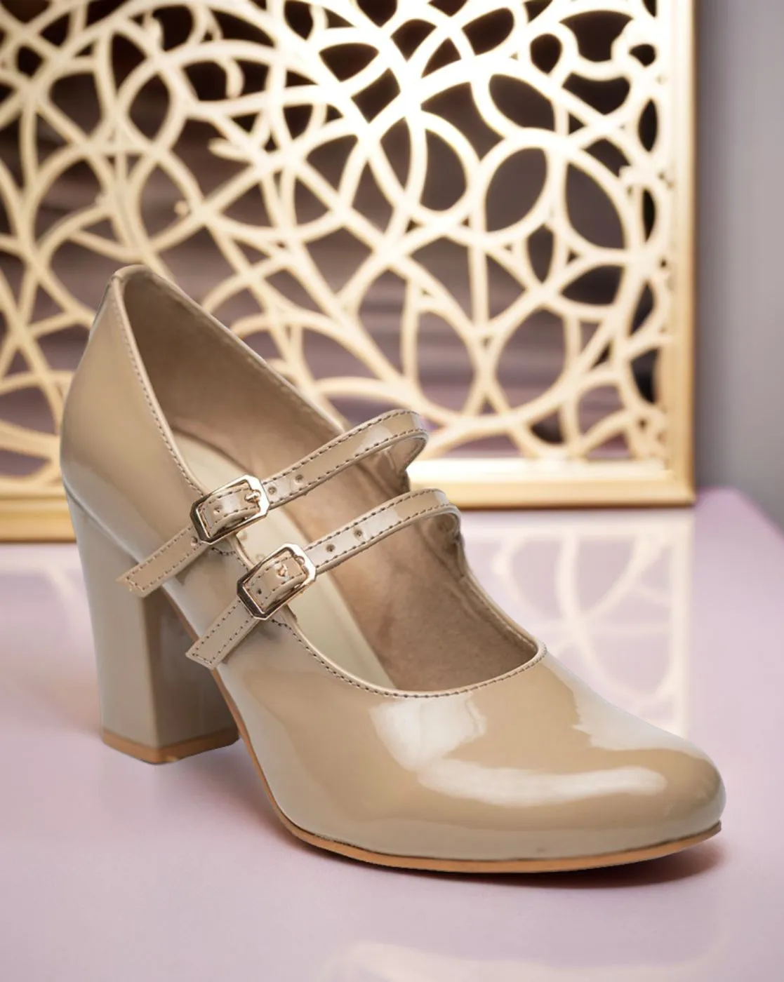 Chere Women's Block Heel Mary Jane Pumps