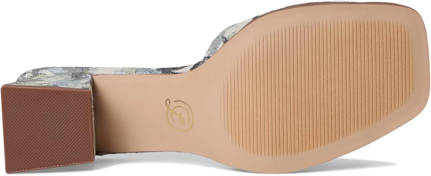 Chinese Laundry Women's Liinda Pump