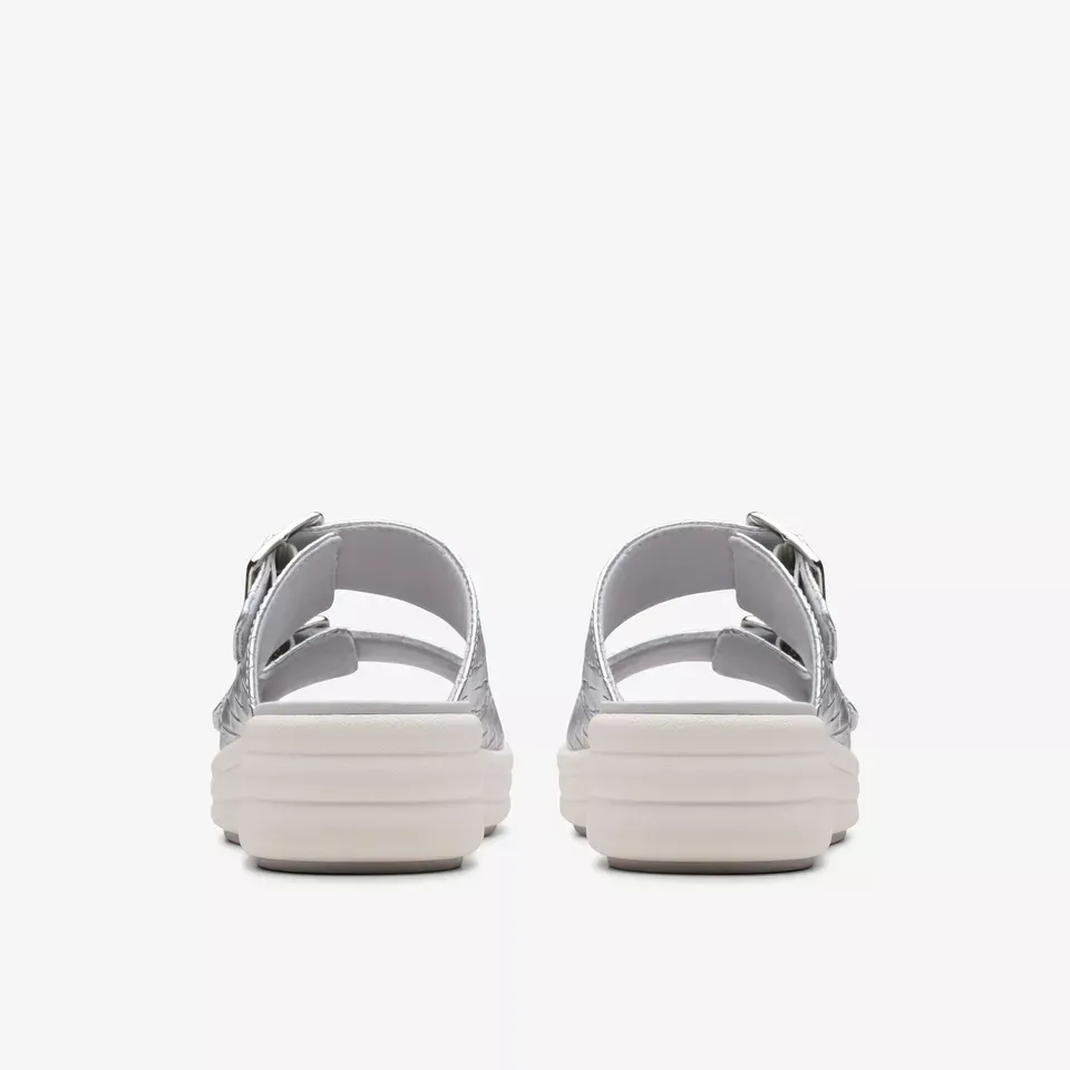 Clarks Women's Drift Buckle Silver Metallic 26182026