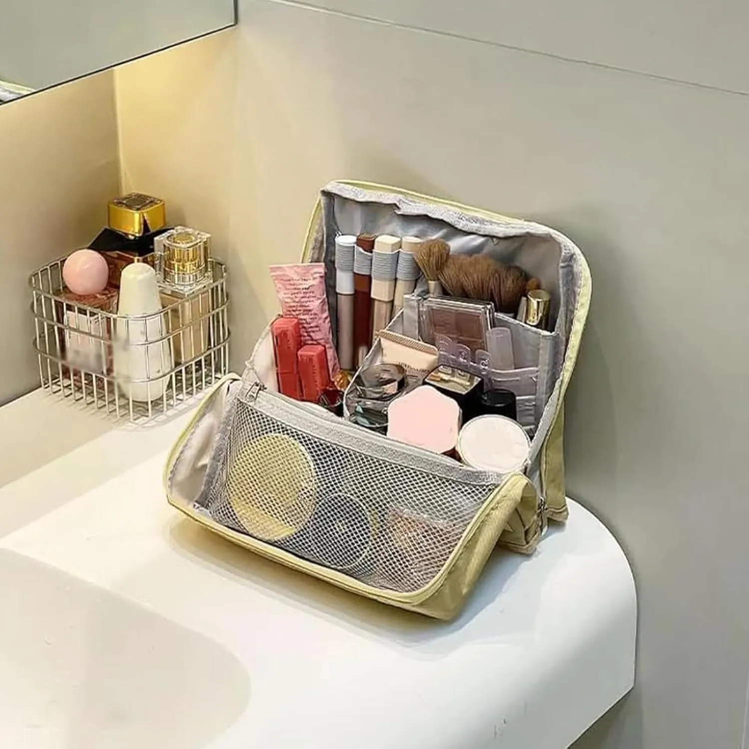 Doresty Makeup Bag, Multi-Purpose Large Capacity Oxford Cloth Standing Makeup Bag, Parallel Traveler Make-up Bags Fold Down, Toiletry Bags with Compartments for Traveling Women (F1)