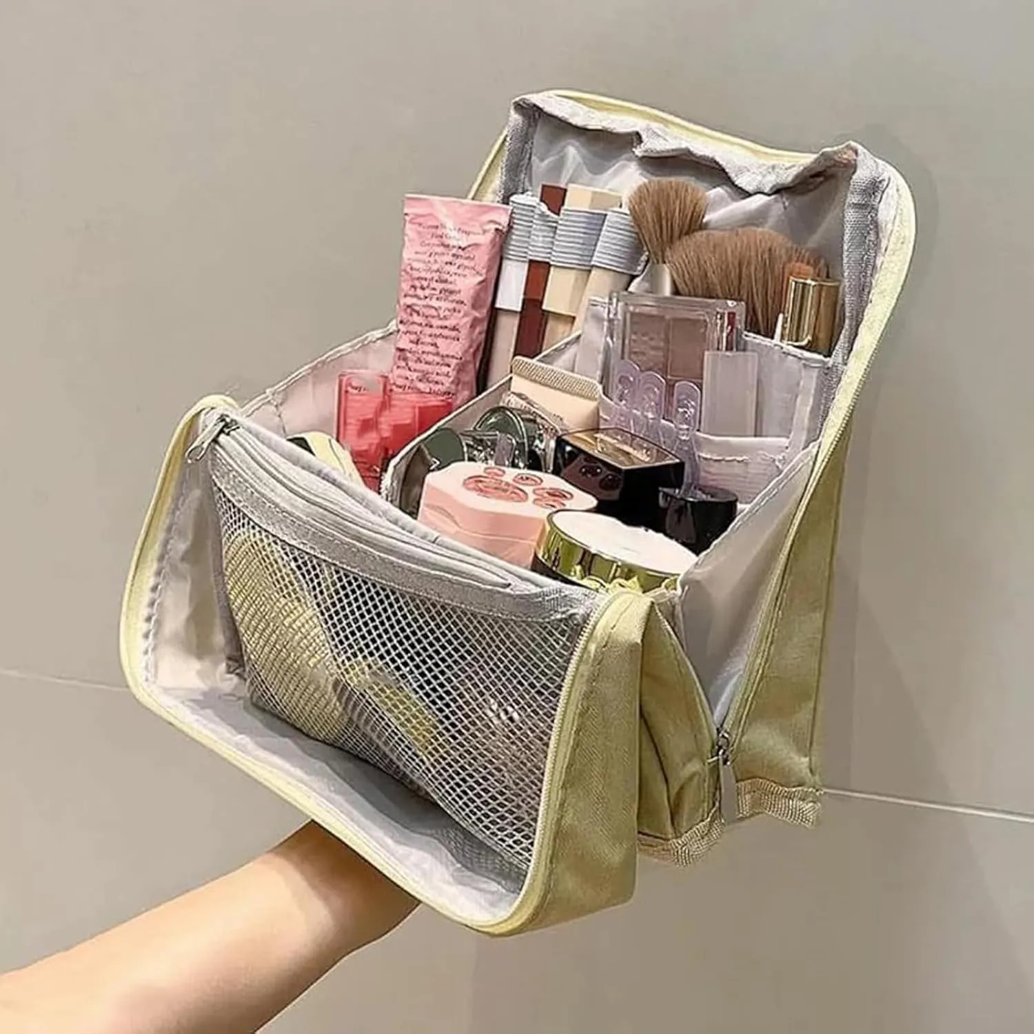Doresty Makeup Bag, Multi-Purpose Large Capacity Oxford Cloth Standing Makeup Bag, Parallel Traveler Make-up Bags Fold Down, Toiletry Bags with Compartments for Traveling Women (F1)