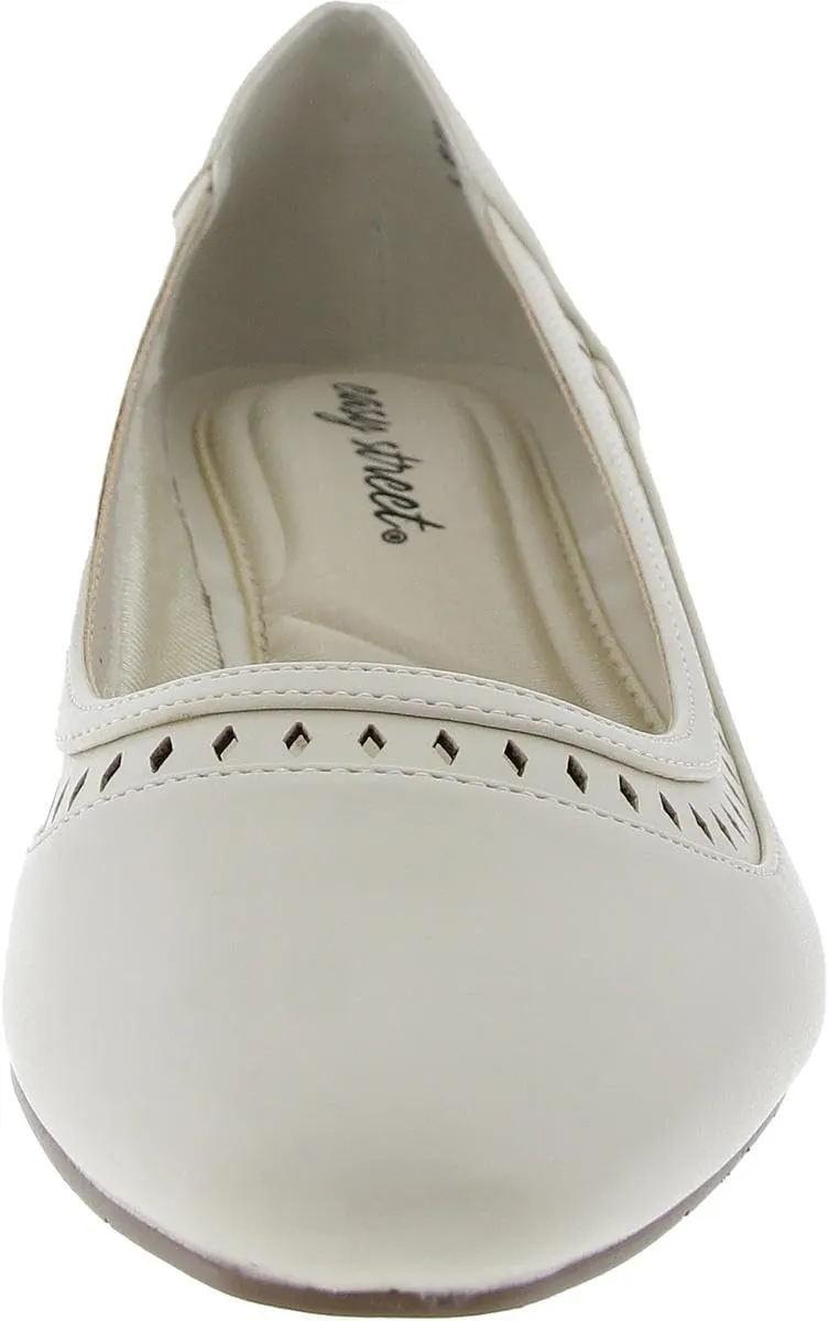 Easy Street Women's Giana Pump