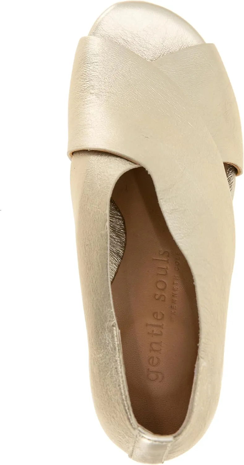 Gentle Souls by Kenneth Cole Women's Yvette Pump
