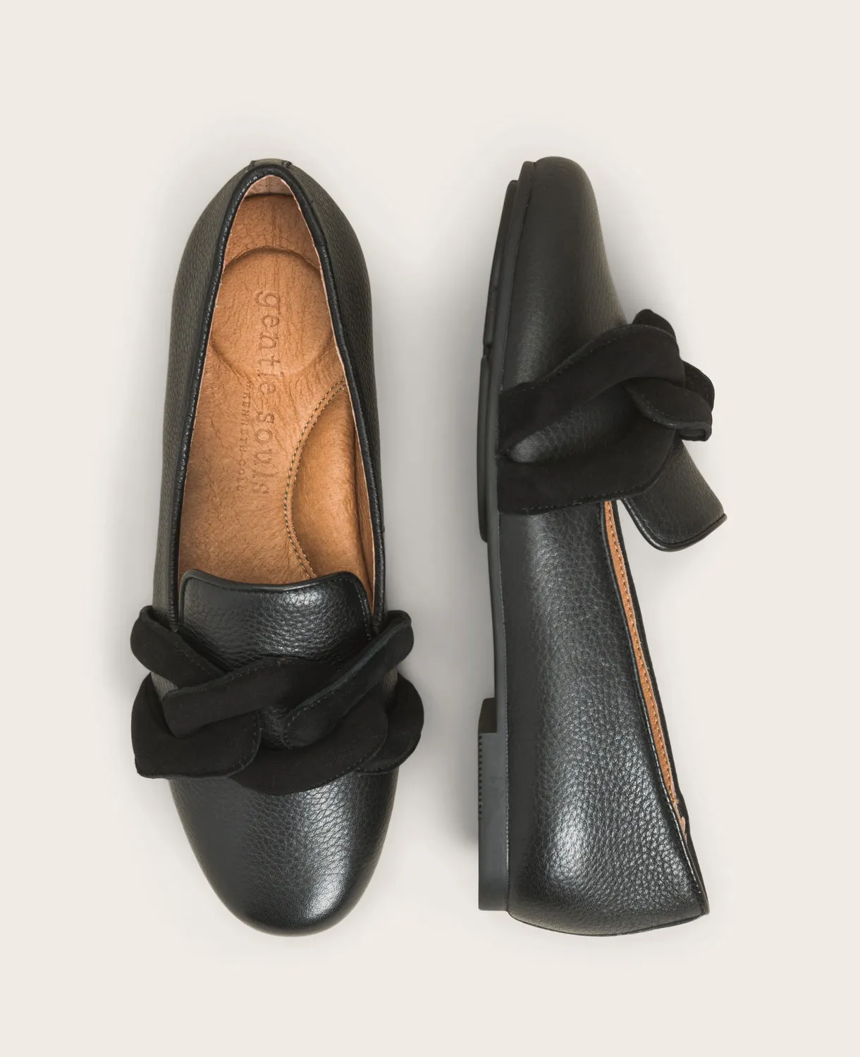 GENTLE SOULS - Eugene Leather Chain Detail Loafer Flat
