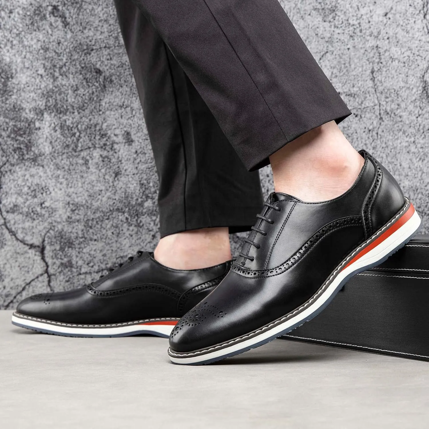 JITAI Men's Oxford Dress Shoes Lightweight Fashion Shoes with Wingtip Brogue & Lace-up Design