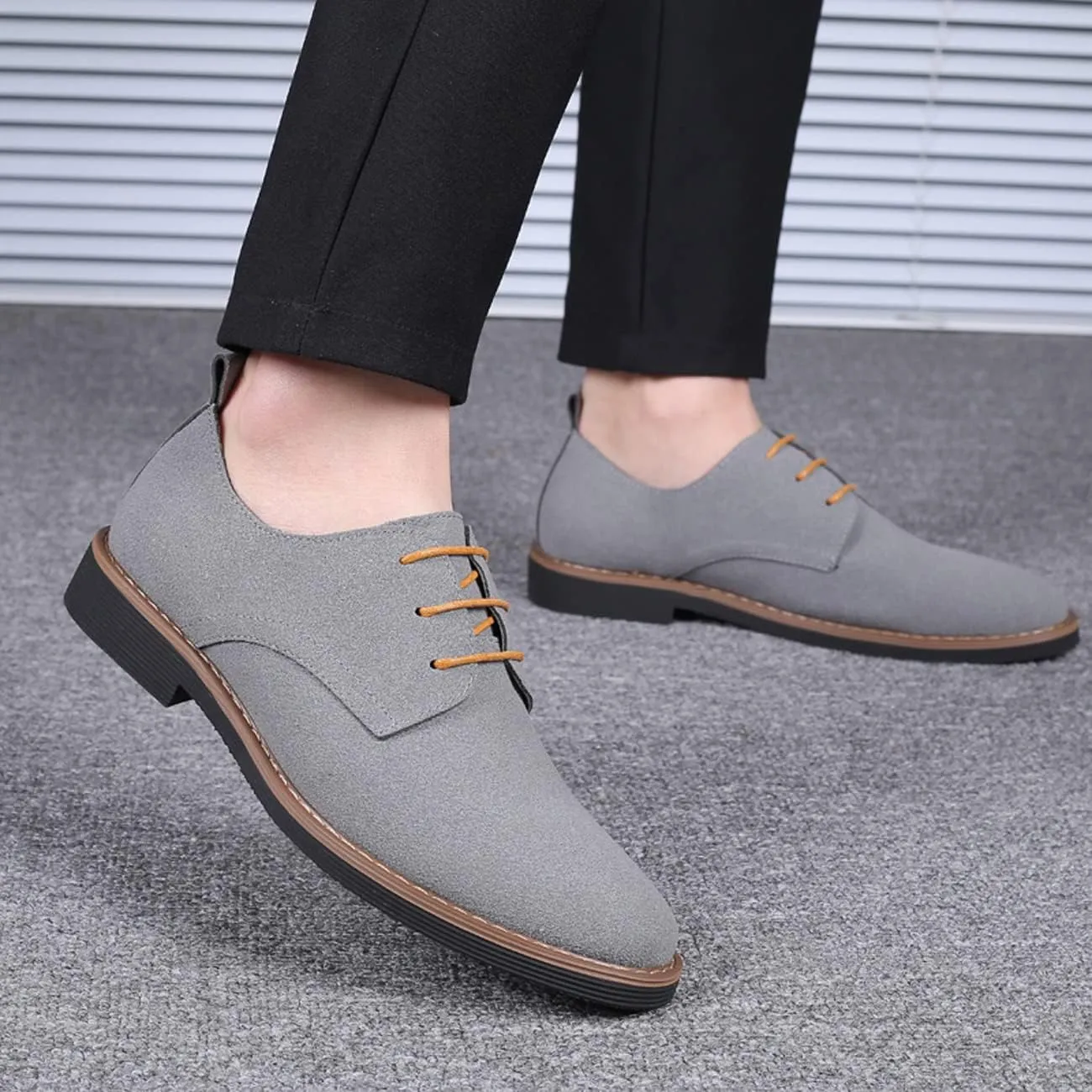 Men's Oxford Dress Shoes Classic Lace Up Casual Suede Leather Low-Top British Business Breathable Formal