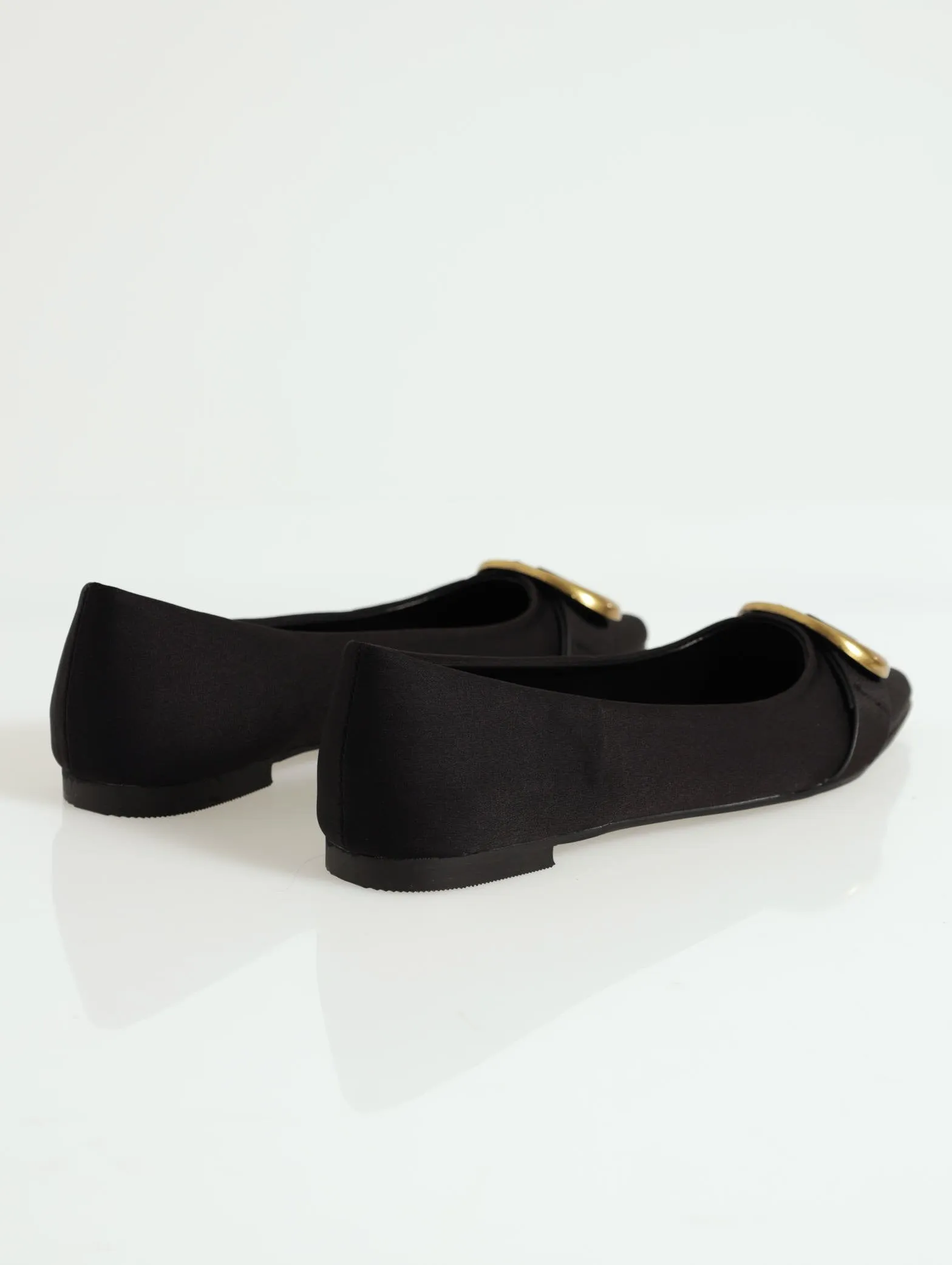 Pointed Full Closed Pump - Black