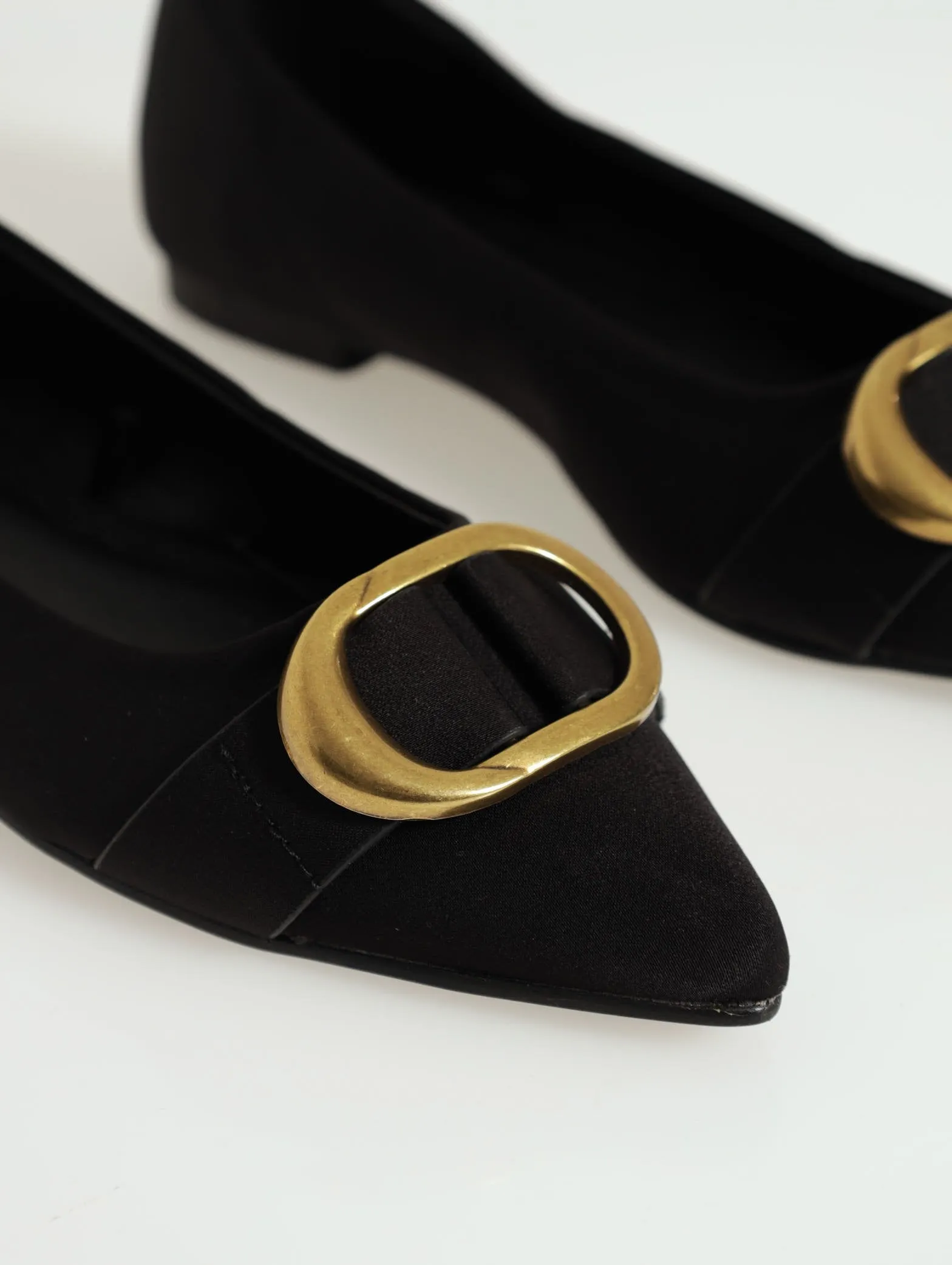 Pointed Full Closed Pump - Black