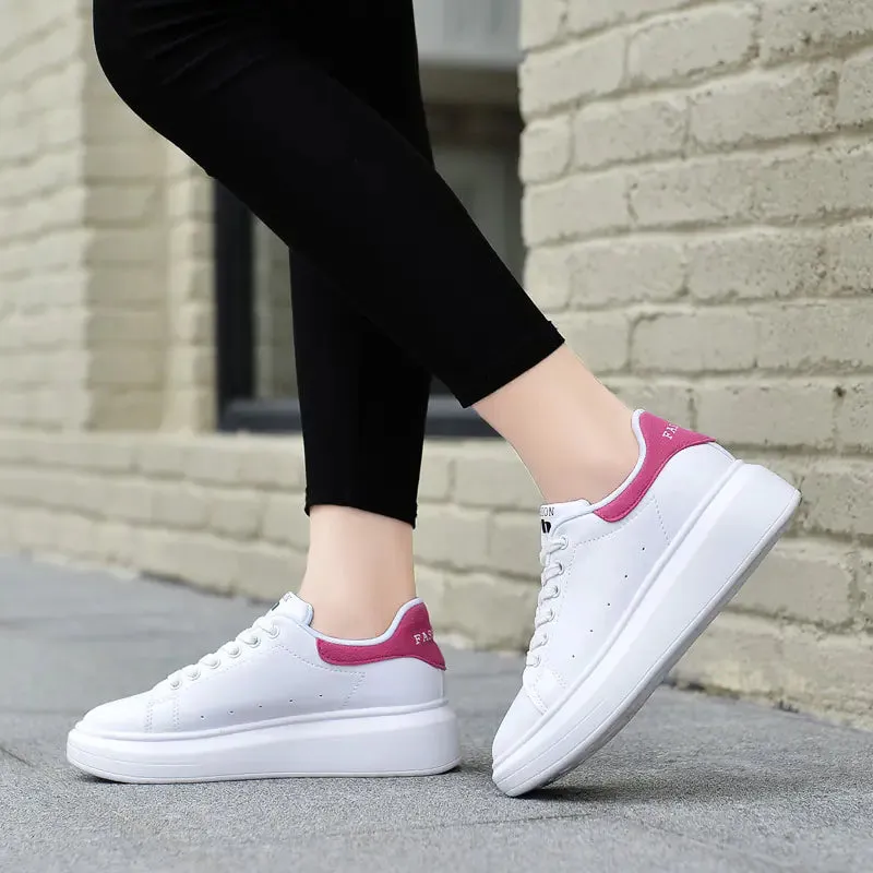 Women’s Breathable Lace-Up Casual Sneakers