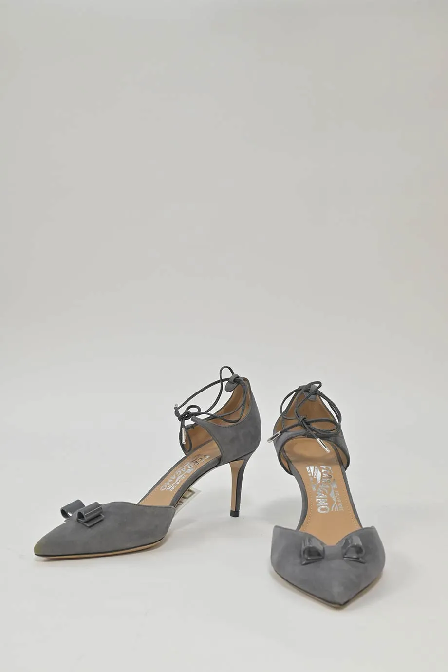 [WS6693] Salvatore Ferragamo | Mid Heel Pump